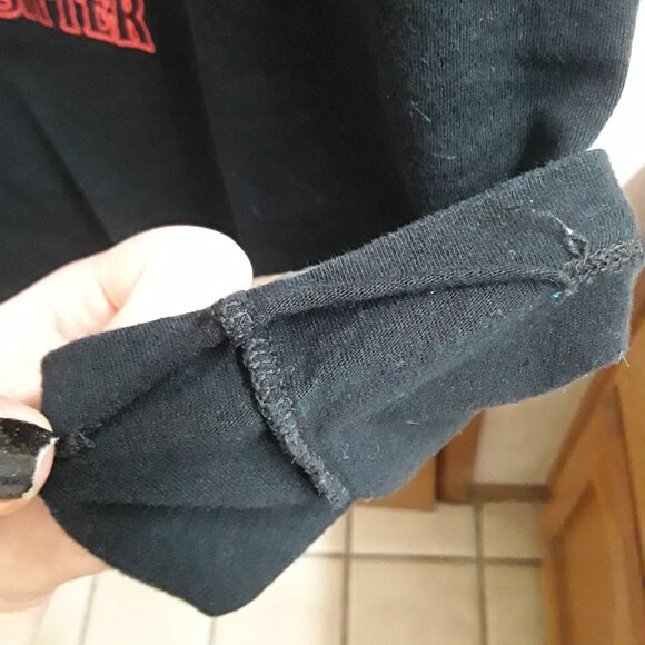 Retired Stranger Things Damn Good Babysitter Steve Graphic Shirt From Hot Topic - Picture 5 of 6